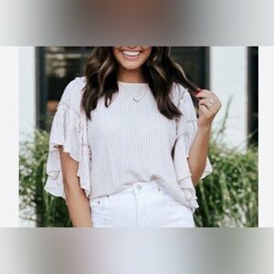 NWT Chelsea & Theodore Womens Ruffle Top size small